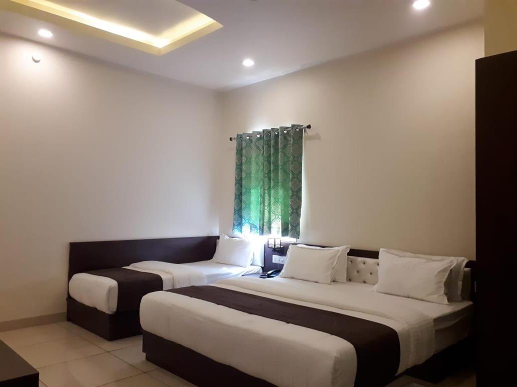 Hotel Paradise Inn Ουνταϊπούρ Εξωτερικό φωτογραφία